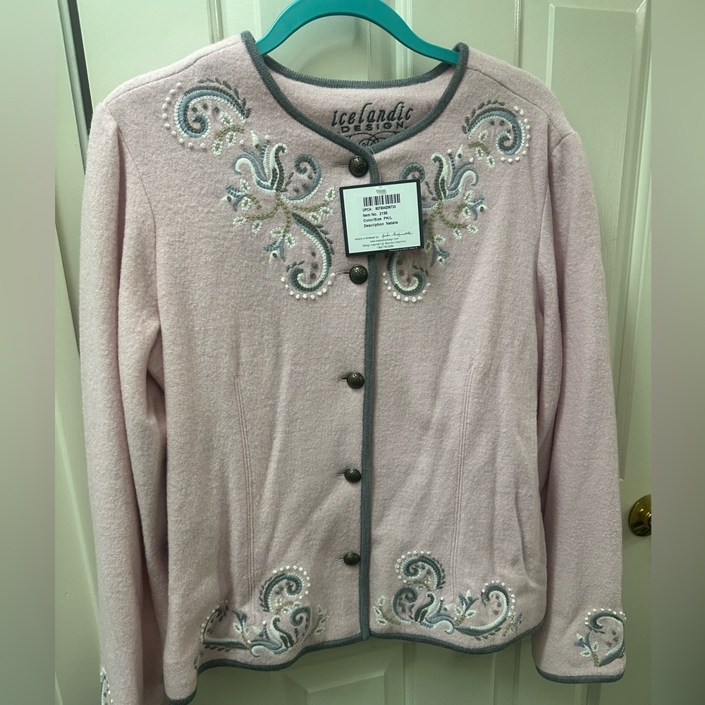 Icelandic Design pink button-up cardigan size L NWT